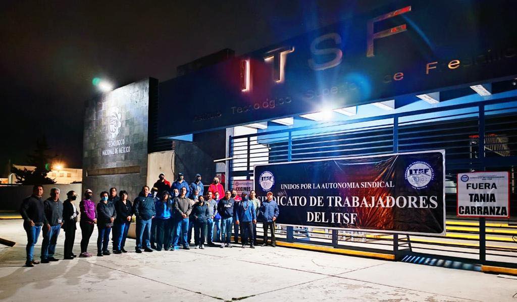 Toman el ITS de Fresnillo; piden destitución de directora