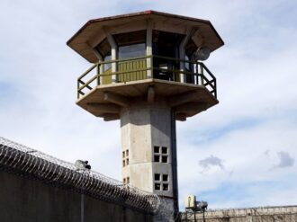 Enfrentan mujeres penas más severas: CNDH