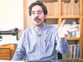 Acomoda AMLO en el gobierno a Salmerón, acusado de abuso