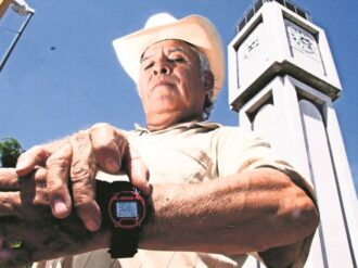 Alista AMLO eliminar el horario de verano