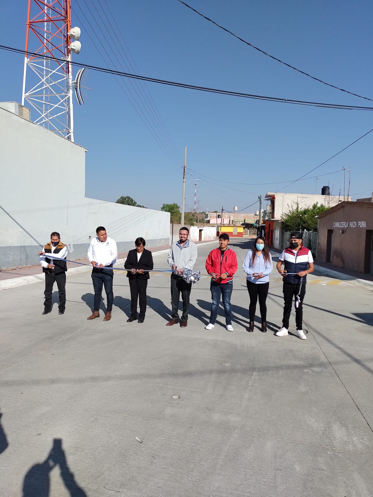 En beneficio de mil personas, rehabilitación de calle en Villa González