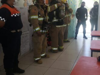 Elementos de Protección Civil de Río Grande imparten actividades a menores en el municipio