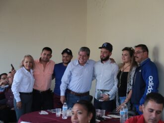 Gobernador preside encuentro con docentes de Valparaíso