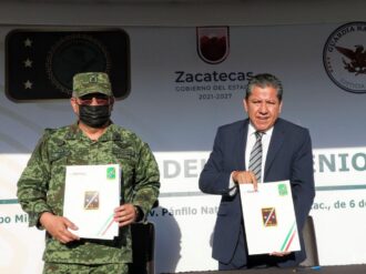 Gobernador David Monreal Ávila firma convenio en favor de deudos del personal castrense y Guardia Nacional que resultan afectados en operaciones militares