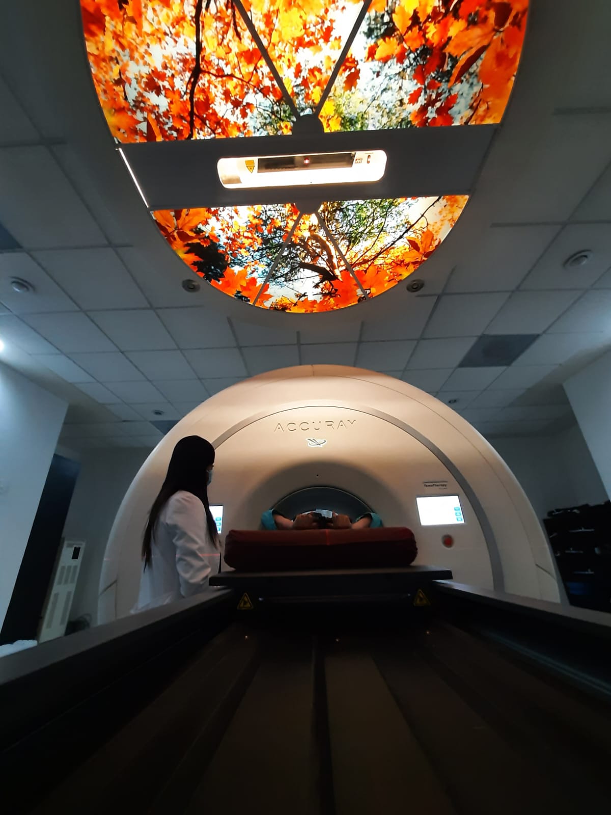 Gobierno de Zacatecas logra reparar el acelerador lineal de la UNEME de Oncología