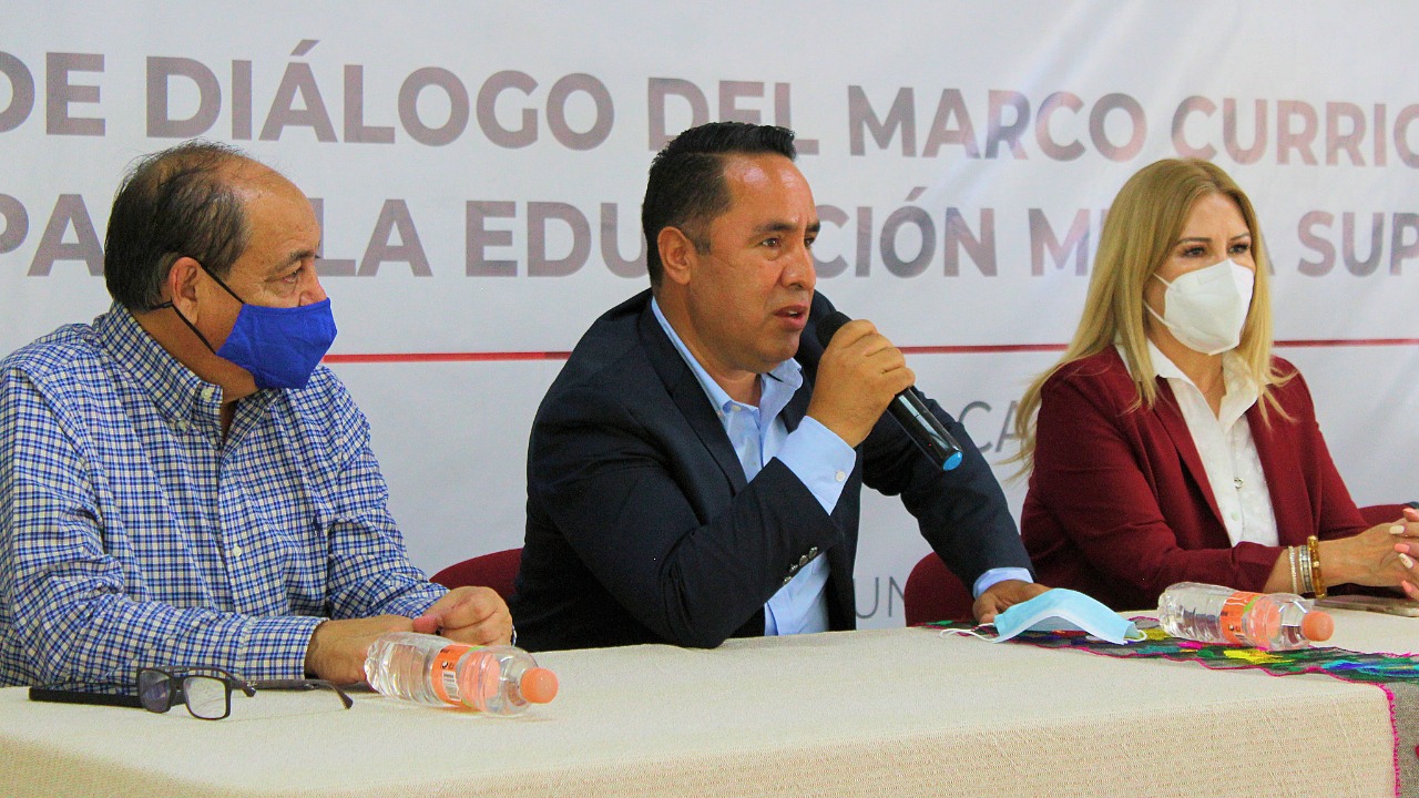 Cecytez contribuye con la formación del Nuevo Marco Curricular Común para la Educación Media Superior