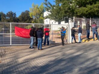 Por incumplimiento de pago, toman maestros la Seduzac