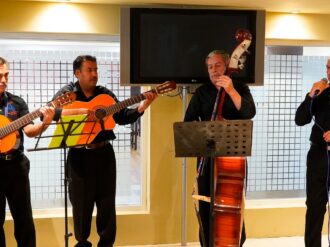 Se realiza encuentro literario-musical entre jubilados