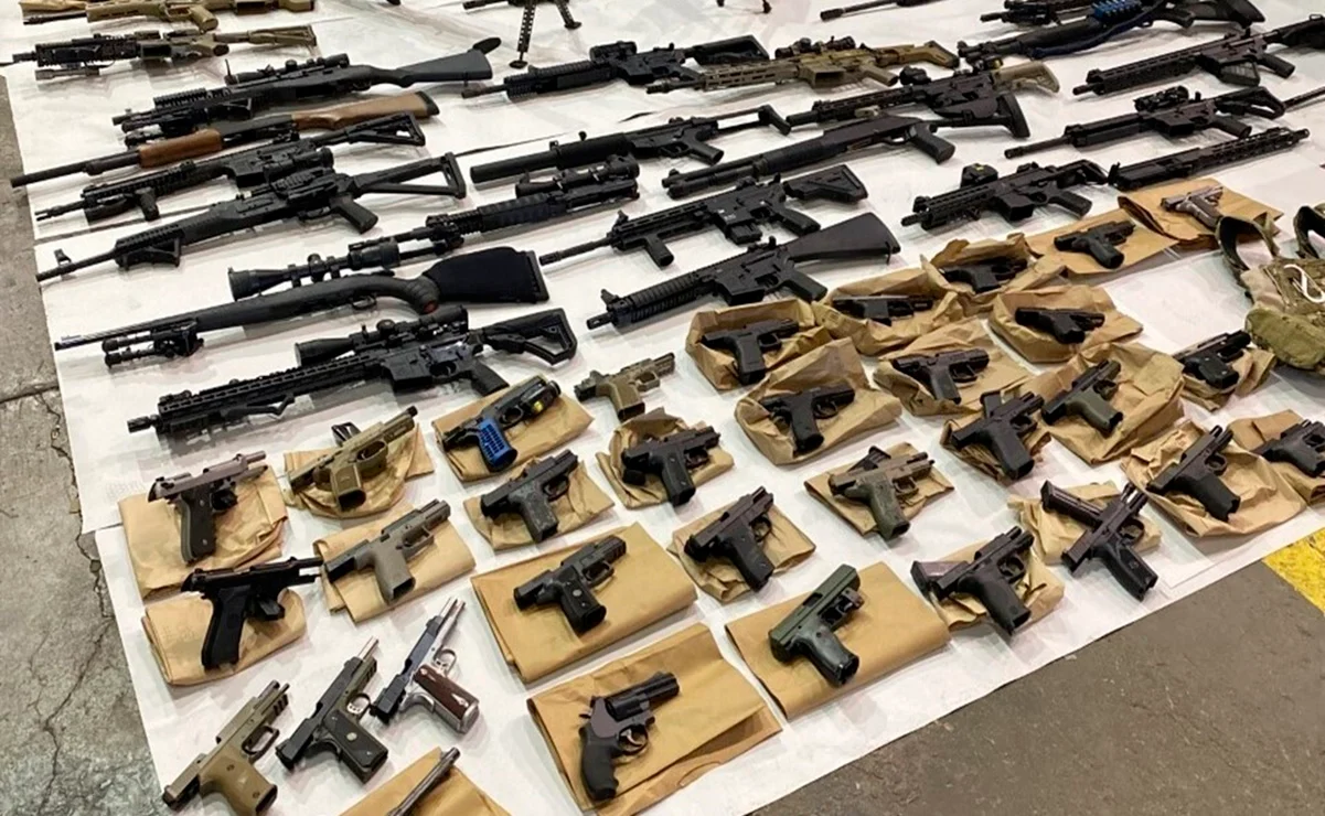 Congresista demócrata presenta iniciativa para tener impuesto de 1000% a armas de asalto