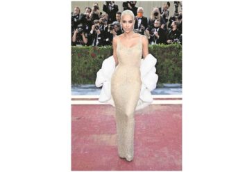 Muestran el daño al vestido de Marilyn Monroe luego de que Kim Kardashian lo usó