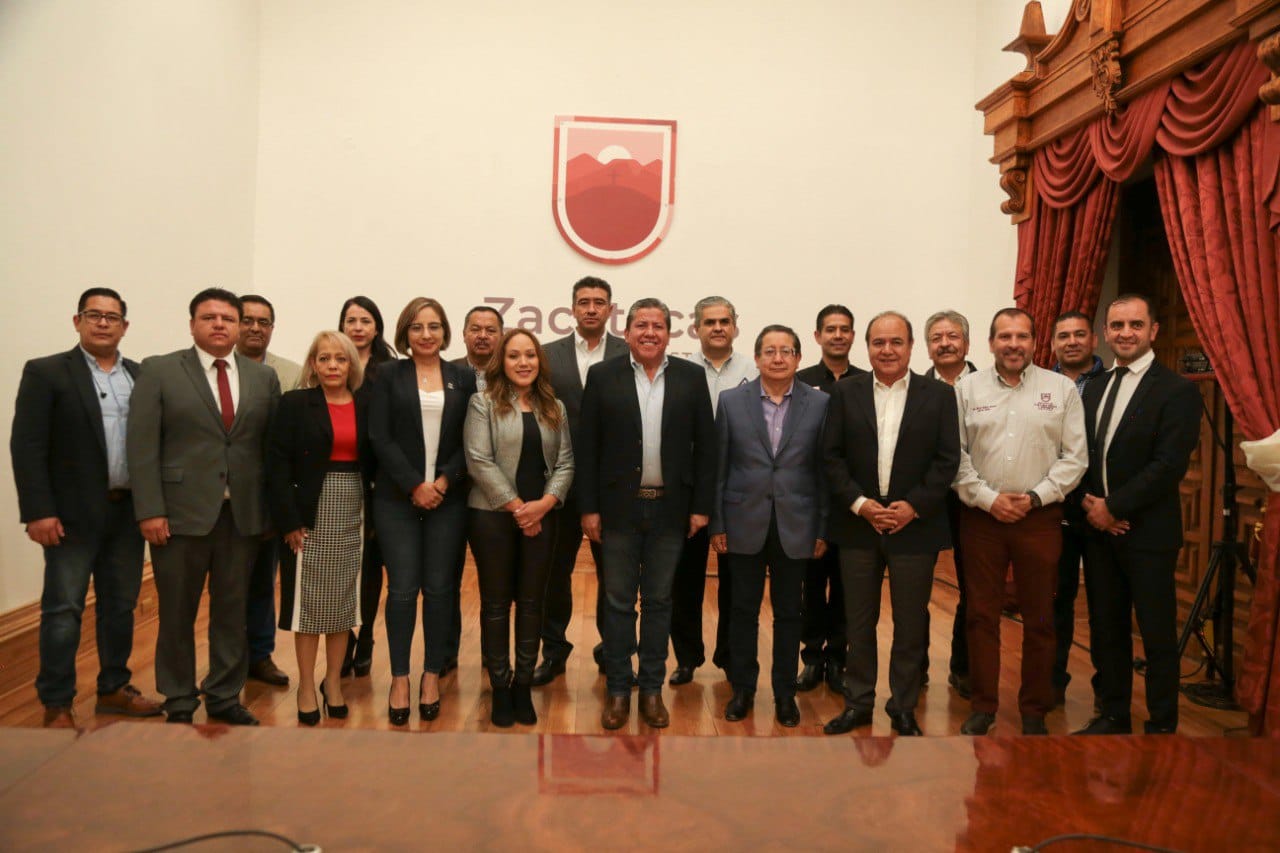 Presentan al Comité Organizador de la Fenaza 2022