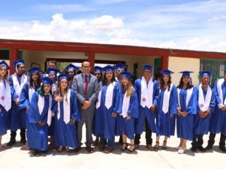 Culminan sus estudios