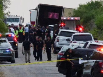 Gran jurado acusa a dos hombres por tráfico de personas y muerte en el caso de los migrantes muertos en camión de Texas