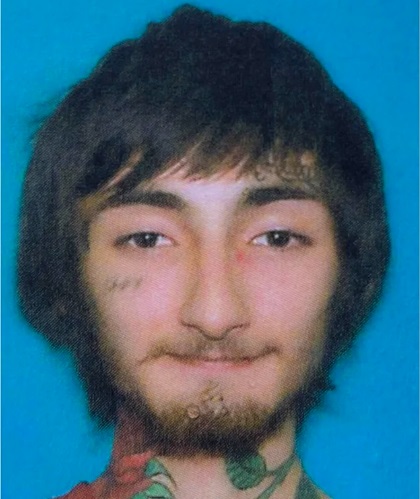 Tirador de Highland Park se disfrazó de mujer para no ser identificado