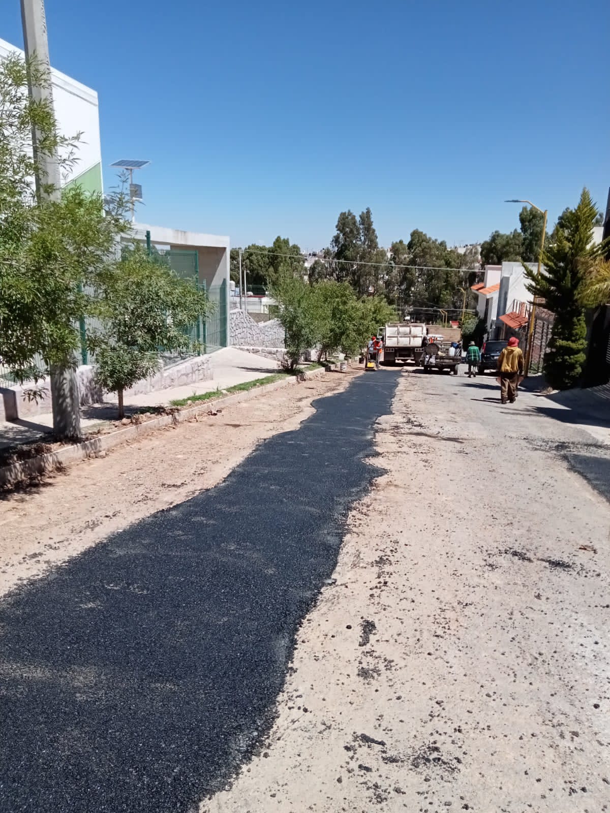 Realiza la capital bacheo  y rehabilitación de calles