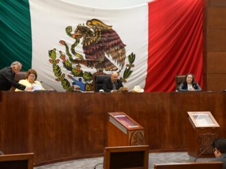 Exhortan a empatar vacaciones de servidores con las de niños