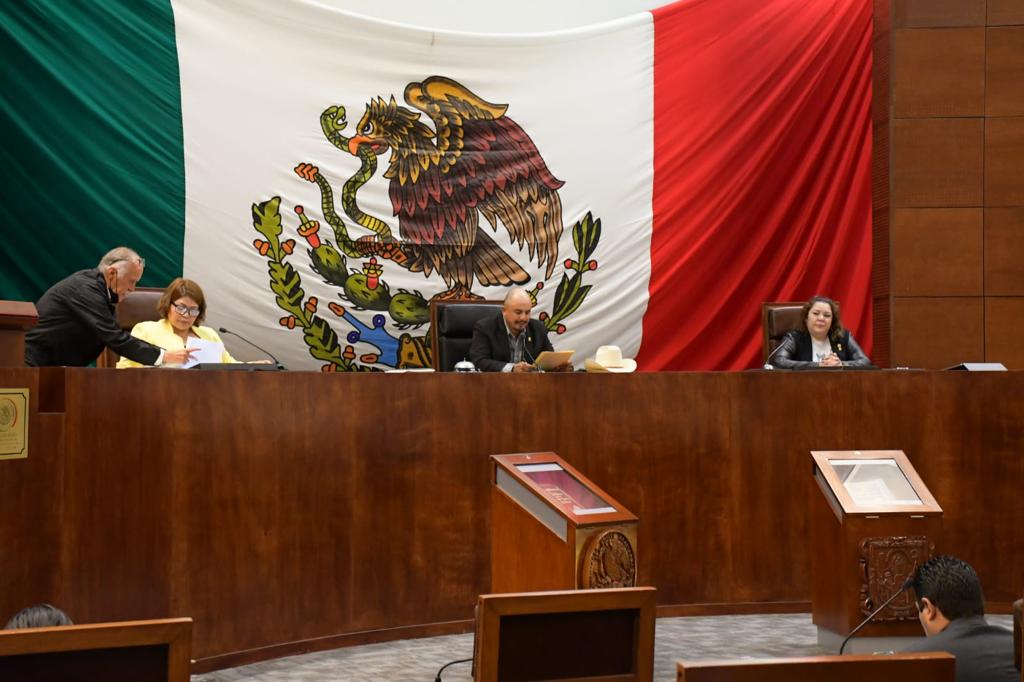 Exhortan a empatar vacaciones de servidores con las de niños