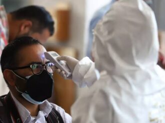 Cuentan hasta 400 contagios diarios de covid  en la cúspide de la quinta ola