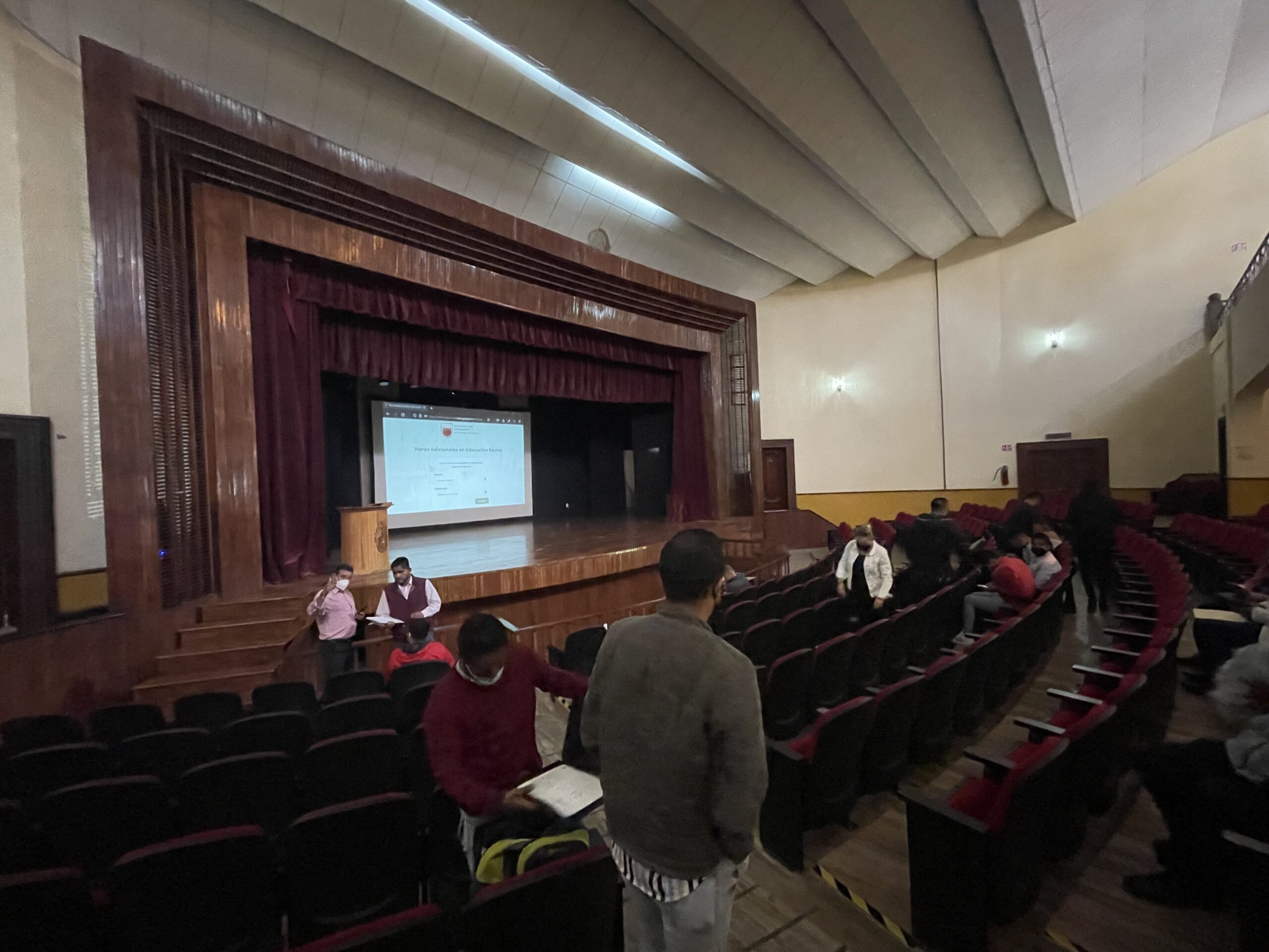 Asignan horas adicionales a maestros de Educación Física