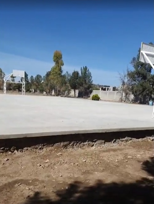 Inaugura Ronal García cancha multiusos en secundaria