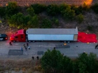 Aguardan familias por sus migrantes fallecidos en El tráiler de la muerte