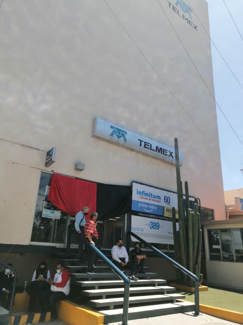 Estalla la huelga en Telmex