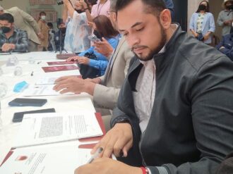 Firma Convenio de Apoyo y Colaboración Estado y Municipio para la Descentralización de las Políticas Culturales en el Estado   