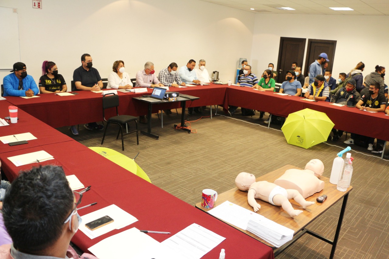 Capacita SSZ a centros de rehabilitación