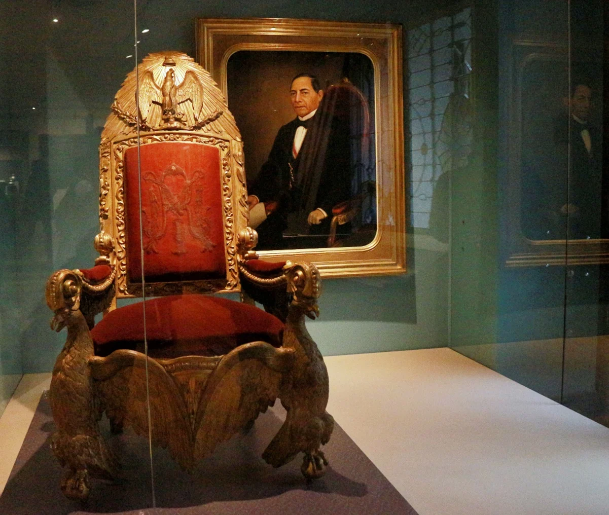 Una salsa picosa y una copita de rompope: el menú de los últimos días de Benito Juárez