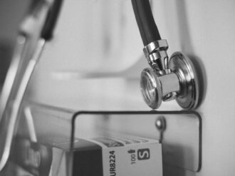 Temen por su integridad médicos pasantes