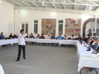 Acuerdan Mario Córdova y delegados trabajo conjunto