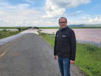 Se inunda carretera de Sombrerete