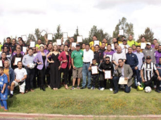 Reconocen a futbolistas fresnillenses