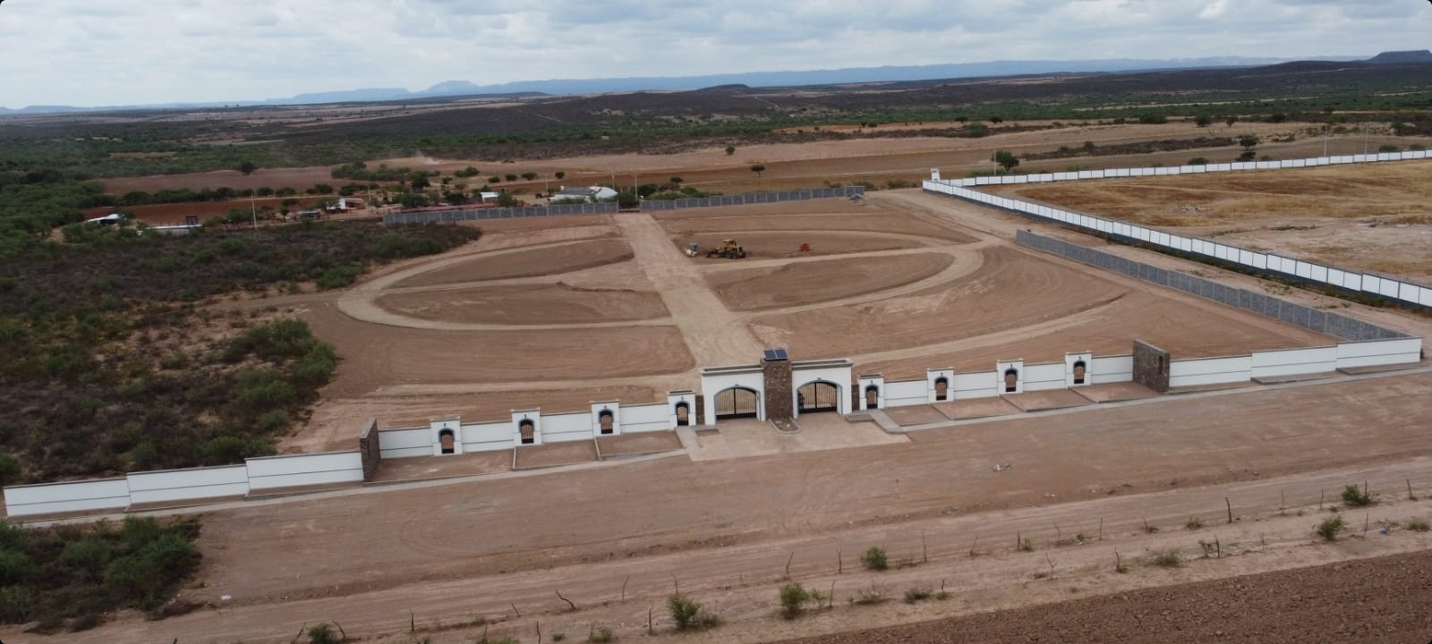 Construye Río Grande el panteón más moderno del estado