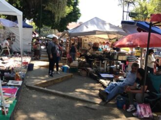 Recuperan casi 100 piezas arqueológicas en un tianguis