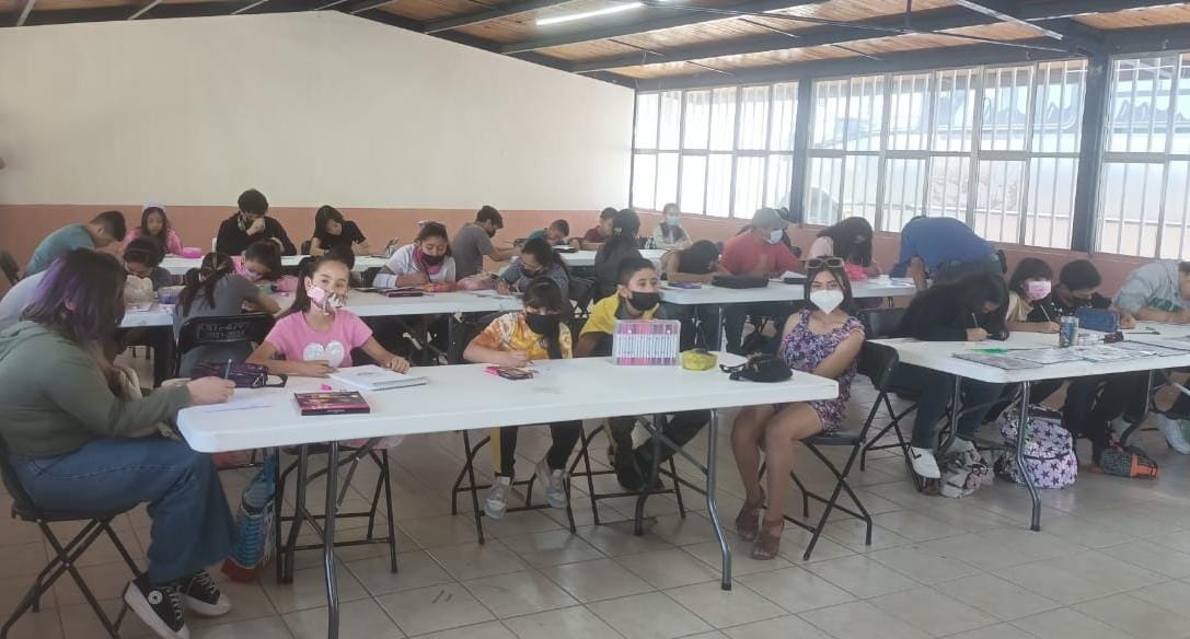 Niños y adolescentes riograndenses aprenden técnicas de anime