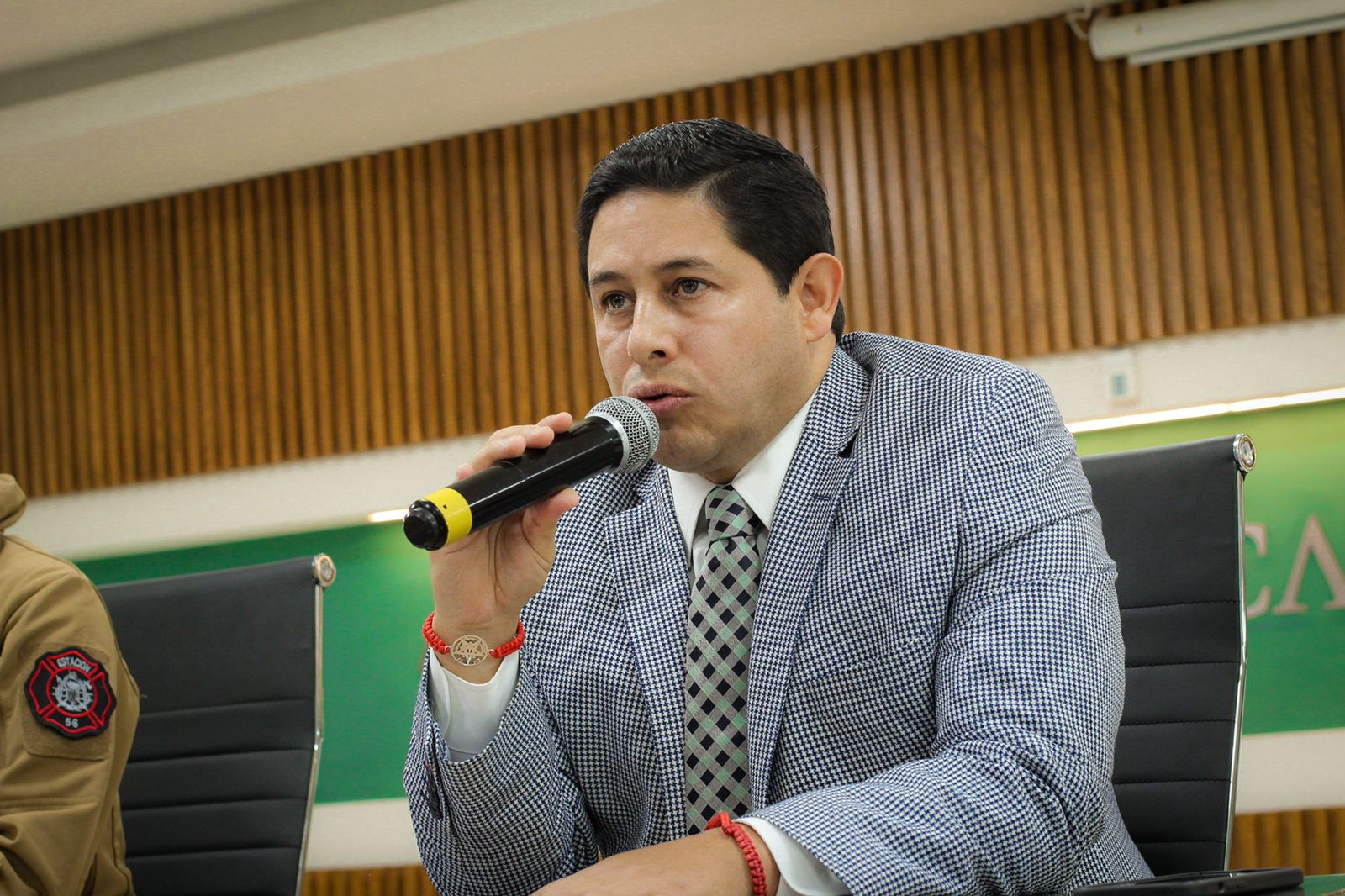 Gestiona Jorge Miranda equipo médico y aparatos funcionales