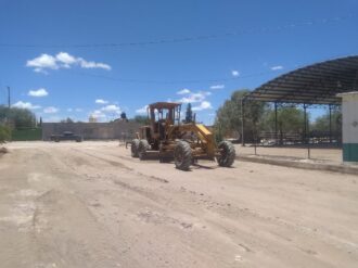 Mejoran caminos a comunidades