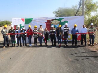 Inauguran calle y rehabilitan Casa de Salud en Pánuco