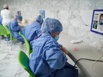 Concientizan para desestigmatizar la lactancia en vía pública