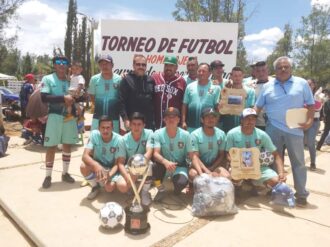 Premian a finalistas del torneo Reynaldo López Ibarra