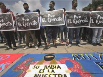 Rechazan informe de Segob sobre los 43