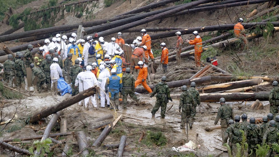 «Súper tifón» Nanmadol azota Japón y obliga a evacuar a 9 millones de personas