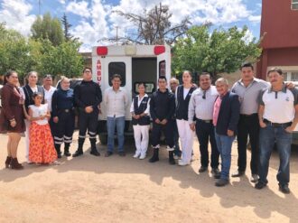 Entregan ambulancia a pobladores de Progreso de Alfonso Medina