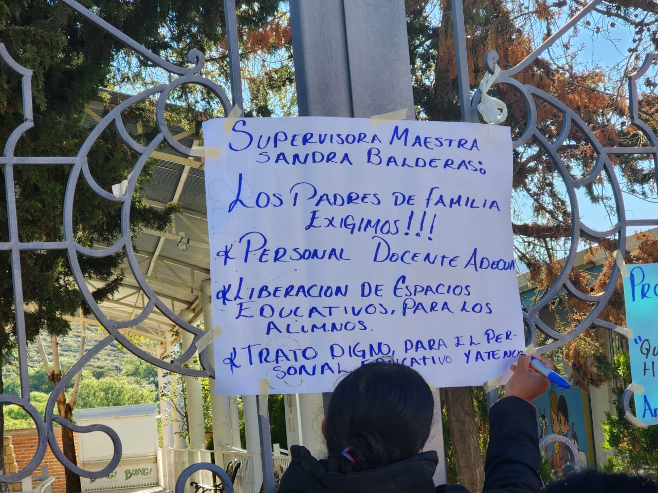 Exigen docentes en Pinos y Concepción del Oro