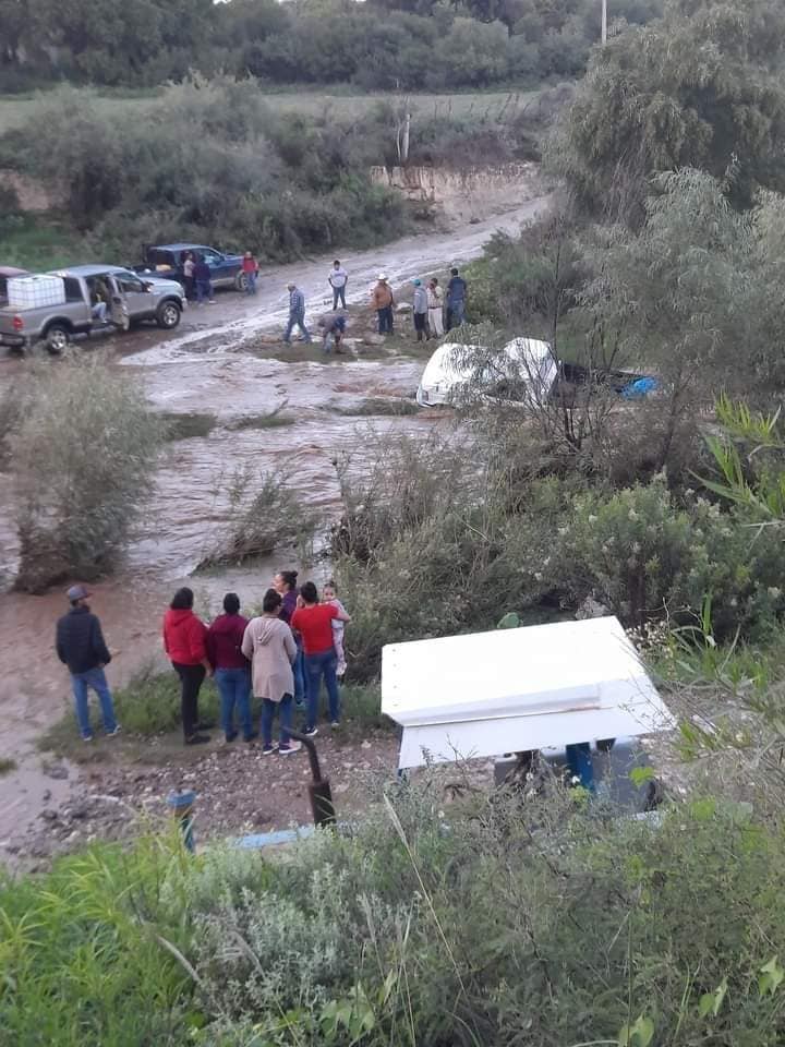 Pagan puente vehicular; nunca lo construyen y casi se pierden vidas