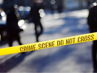 Sospechan que madre ahogó a sus 3 hijos en playa de NY