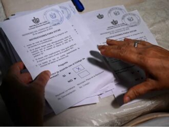 Aprueba Cuba matrimonio igualitario, adopción gay y vientre subrogado