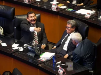 Monreal se impone y Armenta preside el Senado