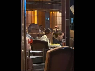 Alito celebra en el Suntory el triunfo del PRIMor